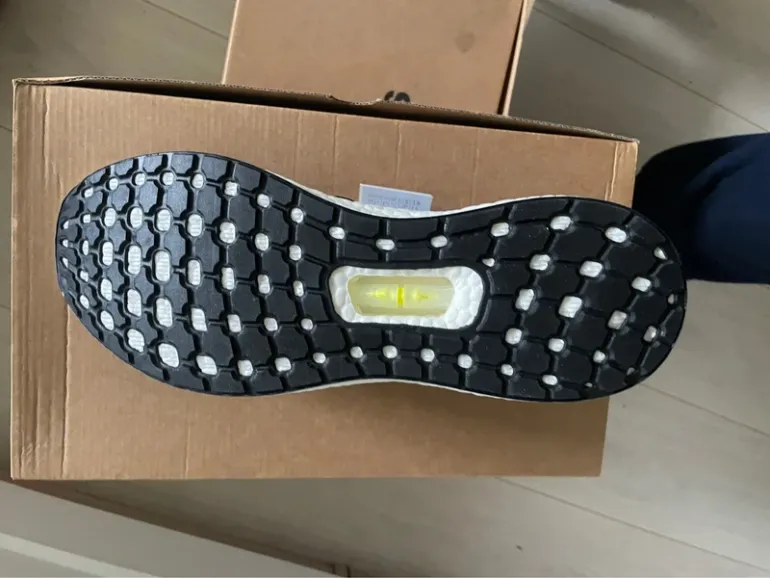 Použité Adidas AM4 Overkill bike — obrázek 3 z 7