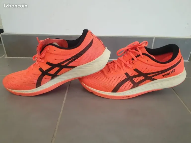 Used Asics Metaracer Tokyo bike — image 2 of 5