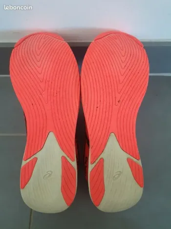Used Asics Metaracer Tokyo bike — image 4 of 5