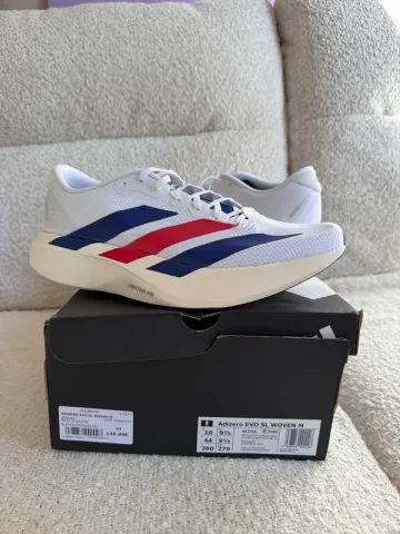 Adidas Adizero EVO SL Woven M Running Shoes d'occasion
