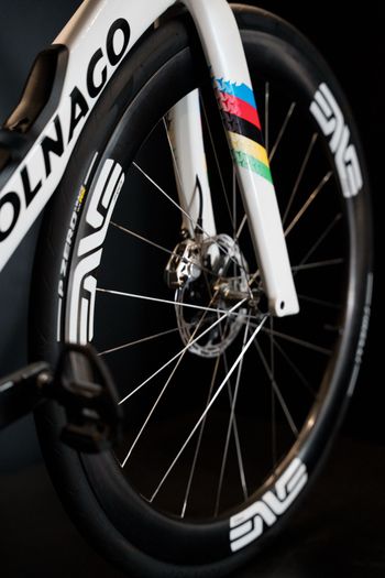 Gebrauchtes Enve 4.5 Pro White or Silver 2026 bike — Bild 7 von 8