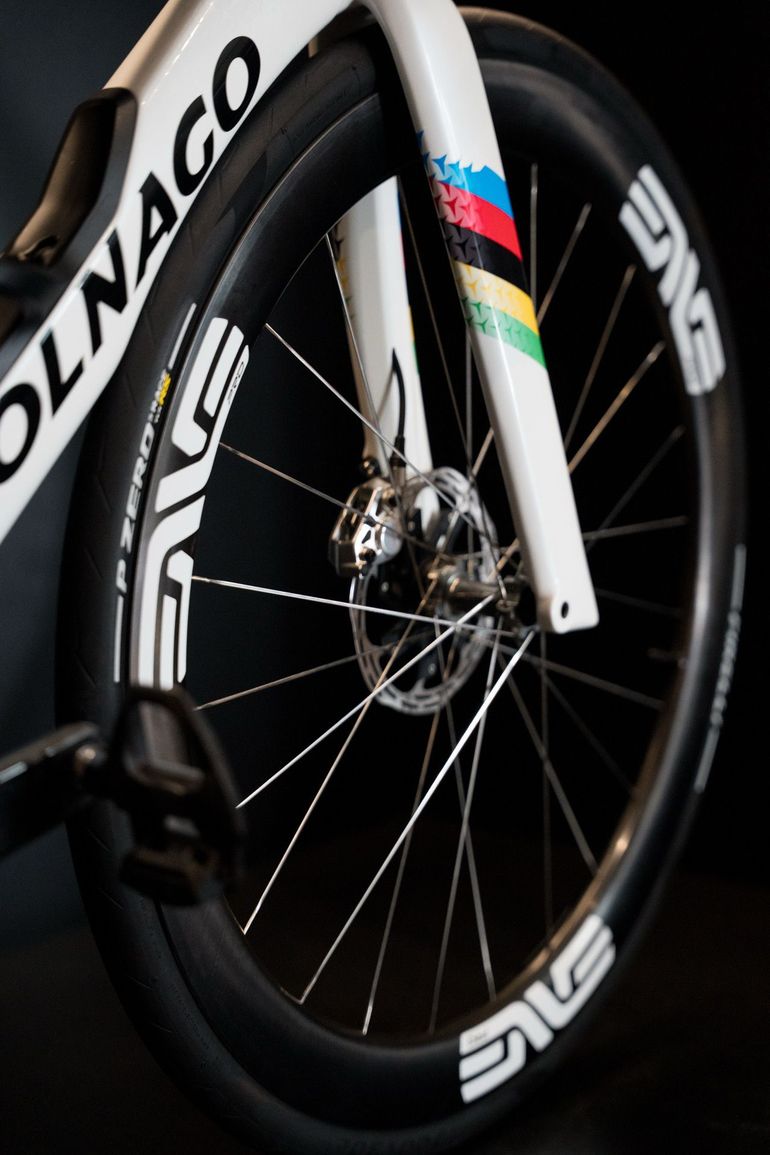 Gebrauchtes Enve 4.5 Pro White or Silver 2026 bike — Bild 7 von 8