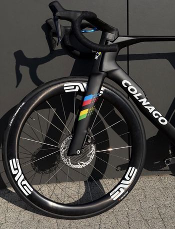 Gebrauchtes Enve 4.5 Pro White or Silver 2026 bike — Bild 5 von 8