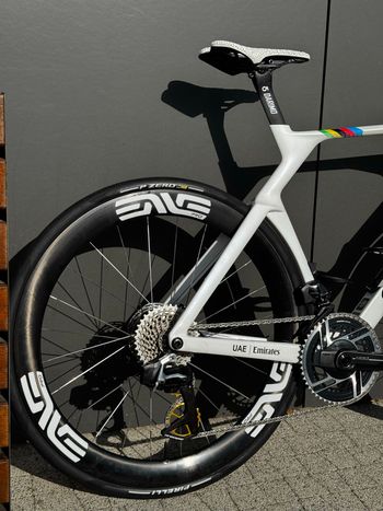 Gebrauchtes Enve 4.5 Pro White or Silver 2026 bike — Bild 1 von 8