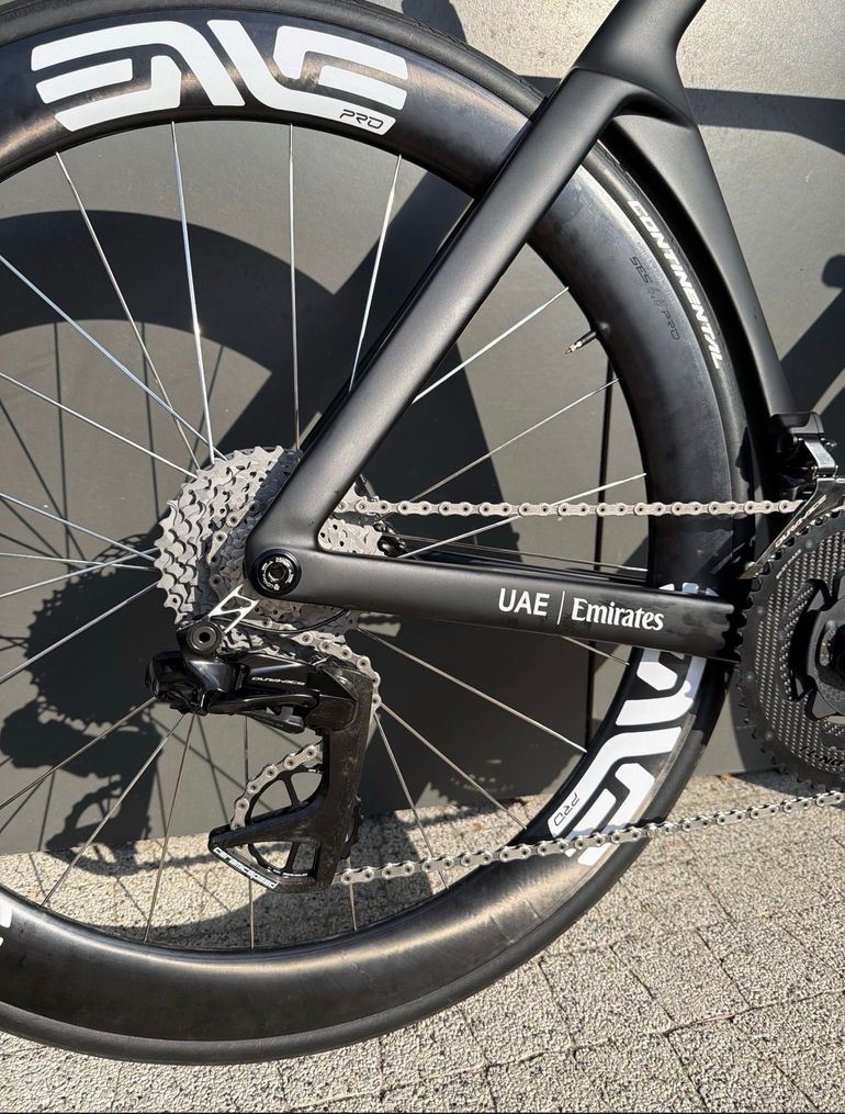 Gebrauchtes Enve 4.5 Pro White or Silver 2026 bike — Bild 3 von 8