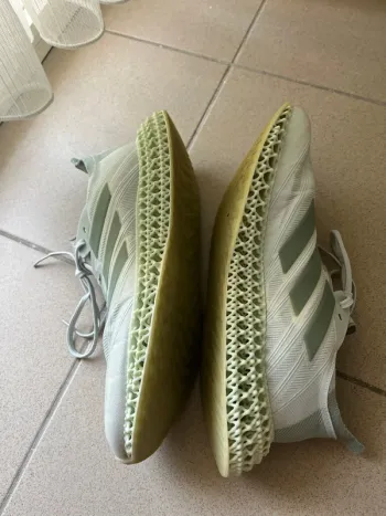 Used Adidas 4DFWD 2 bike — image 4 of 6
