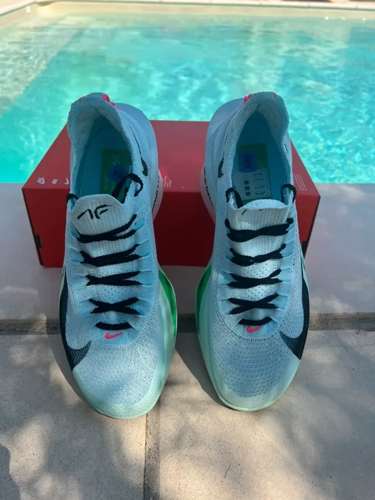 Used Nike Air Zoom Alphafly Next 3 bike — image 5 of 10
