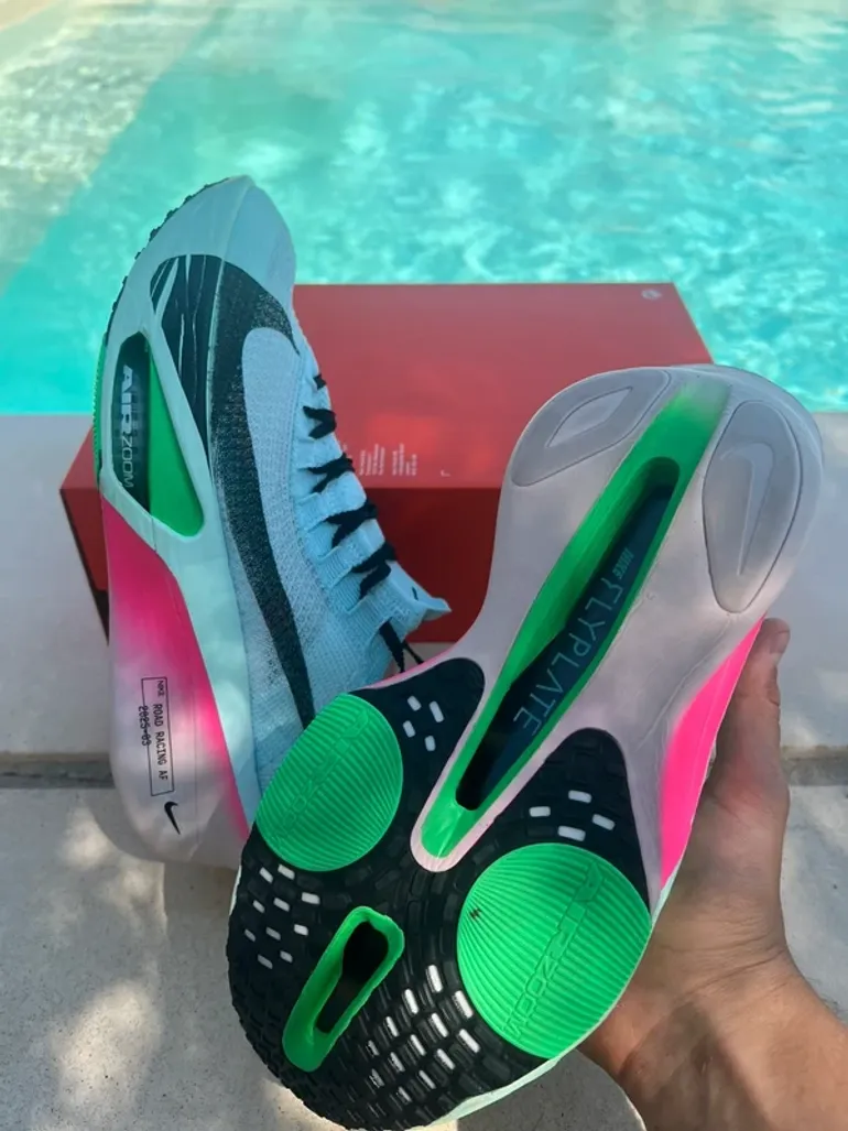 Used Nike Air Zoom Alphafly Next 3 bike — image 4 of 10