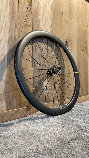 Mavic Cosmic Pro Carbon SL Disc 2020 bike usato — immagine 3 di 4