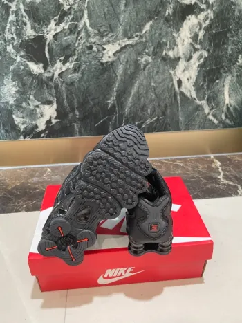 Nike Shox TL bike usato — immagine 5 di 5