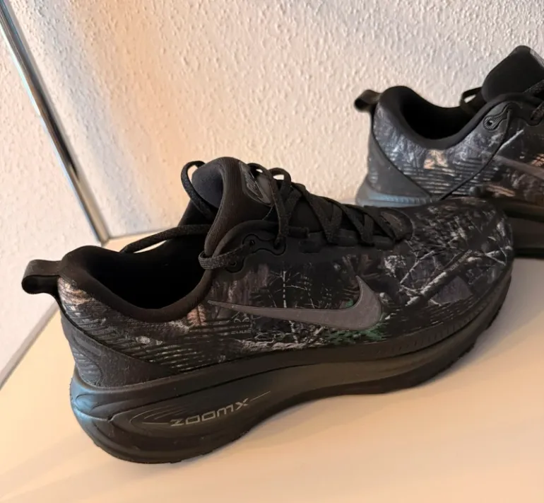 Used Nike Vomero Plus bike — image 5 of 5