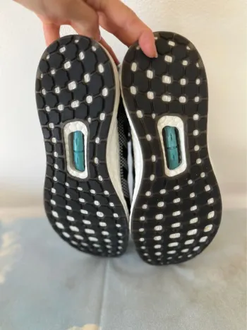 Adidas Pureboost DPR bike usato — immagine 4 di 5