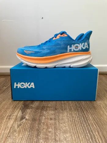 Hoka Clifton 9 bike usato — immagine 1 di 4