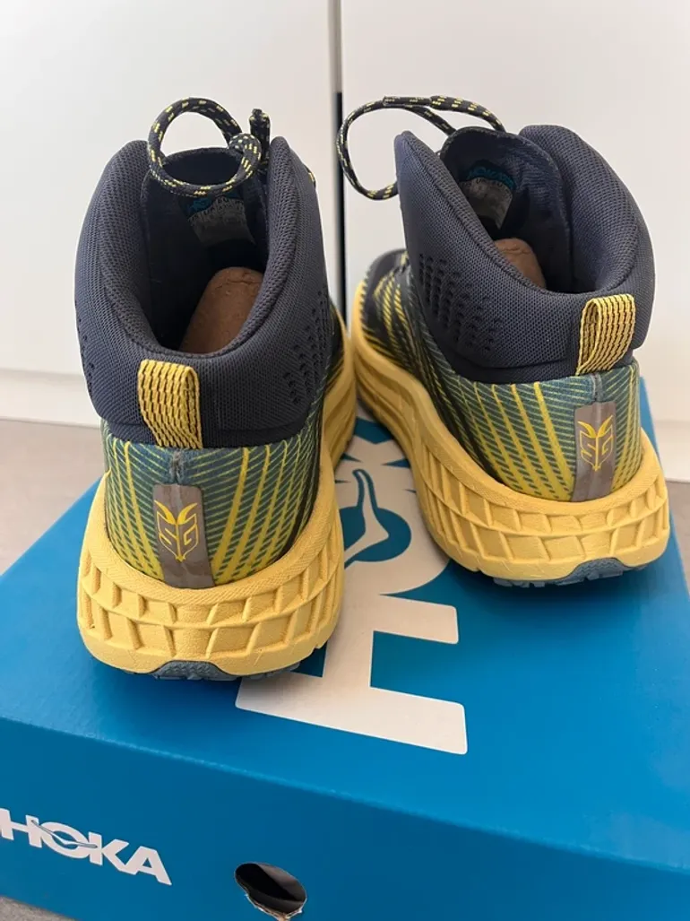 Hoka Speedgoat Mid 2 GTX bike usato — immagine 5 di 10