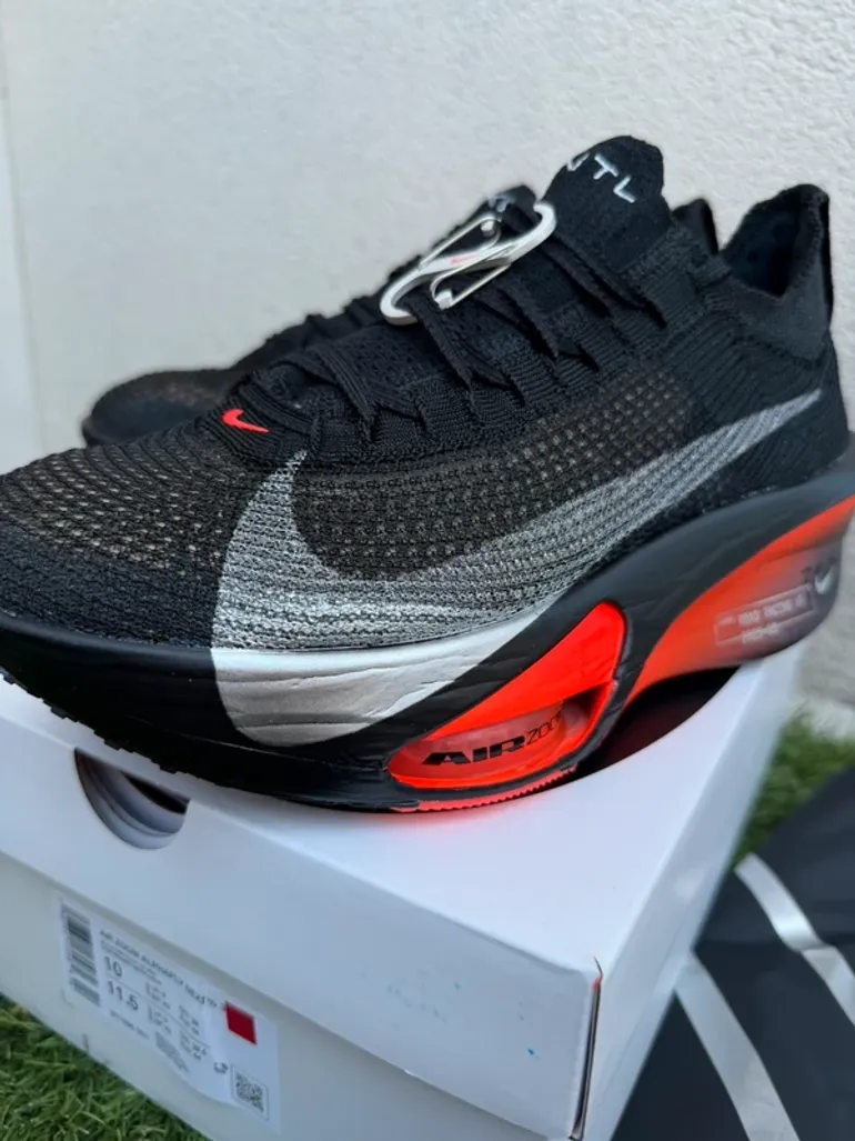 Used Nike Alphafly 3 Next% bike — image 2 of 10