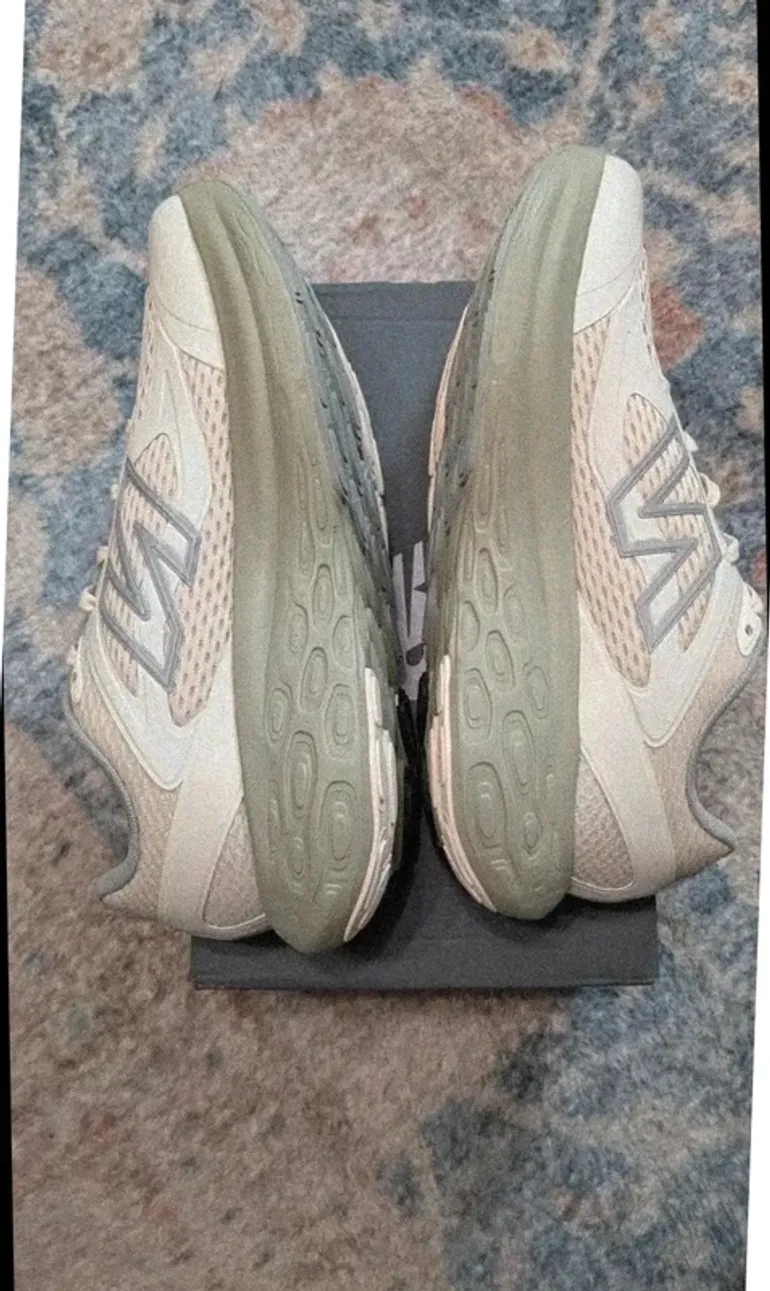 New Balance Fresh Foam bike usato — immagine 3 di 9