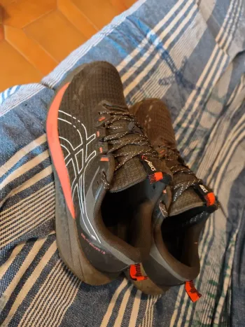 Used Asics Trabuco 13 bike — image 5 of 6