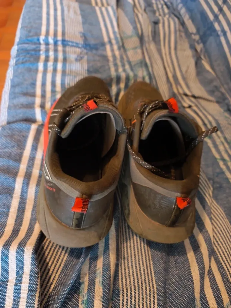 Used Asics Trabuco 13 bike — image 4 of 6