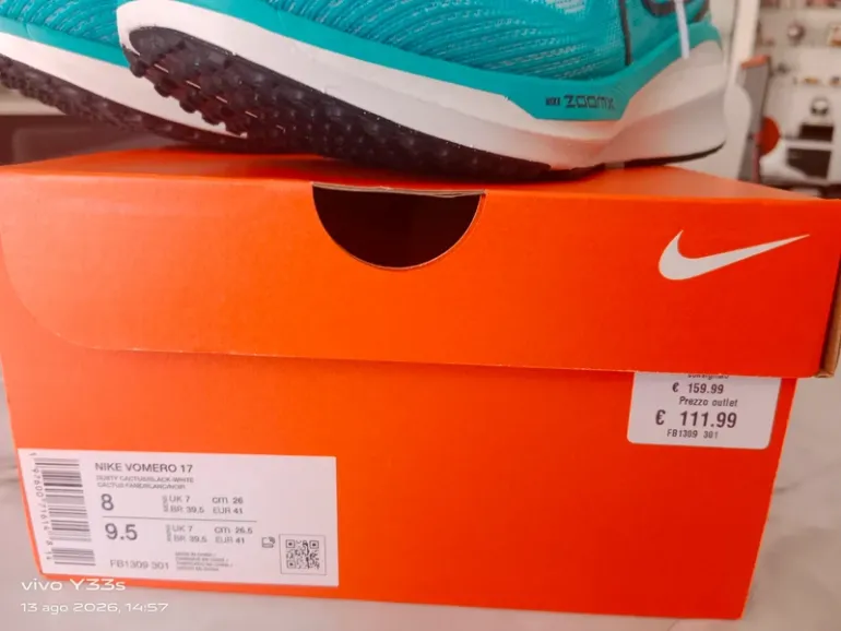 Nike Vomero 17 bike usato — immagine 6 di 8