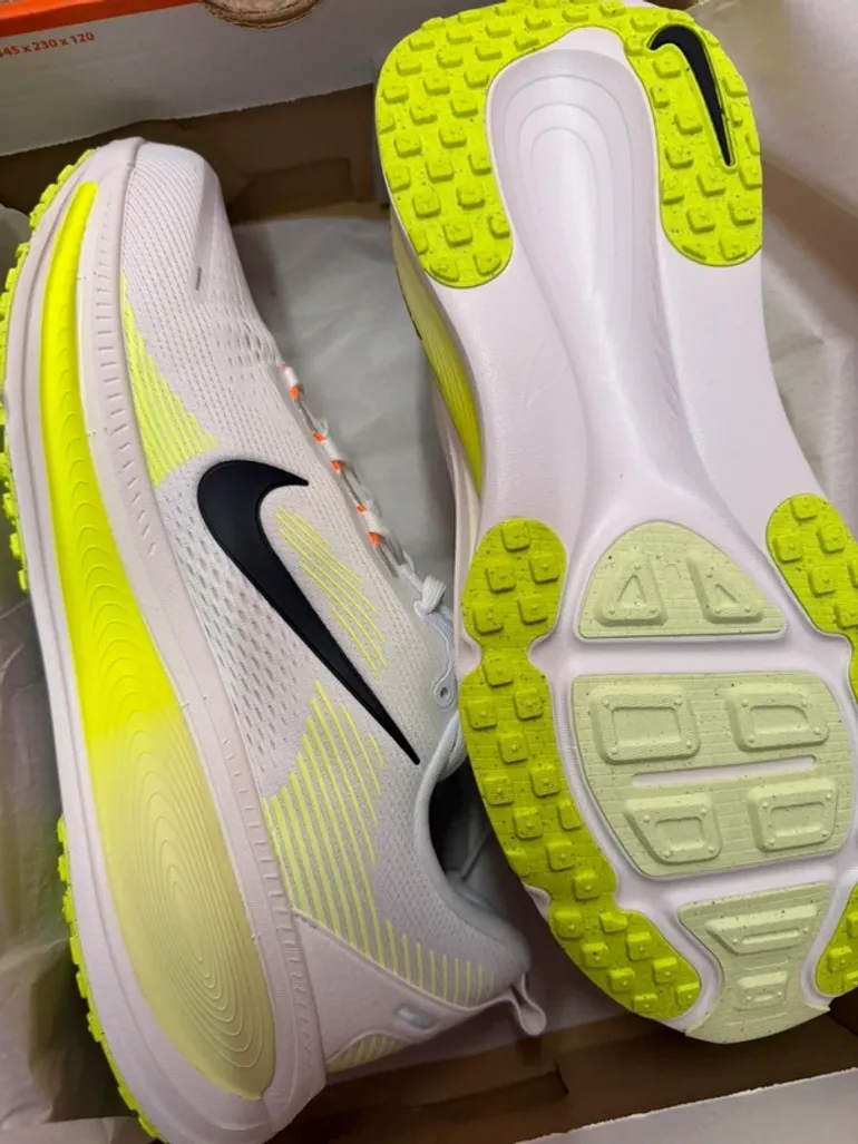 Gebrauchtes Nike Vomero 18 bike — Bild 2 von 3