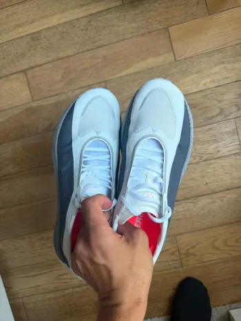 Used Adidas Hyperboost bike — image 4 of 5