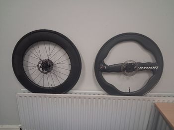 Used ultron fully carbon 2025 bike — image 3 of 5