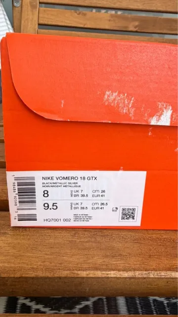 Gebrauchtes Nike Vomero 18 Running Shoes