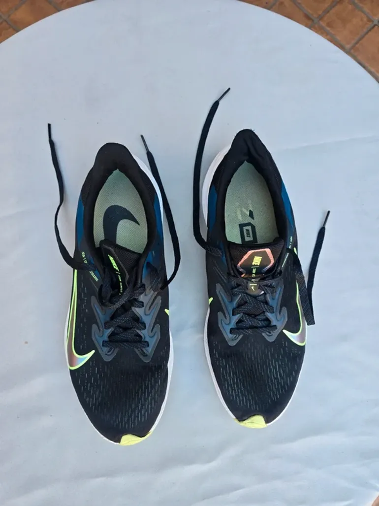 Used Nike Air Zoom Winflo 7 bike — image 2 of 5