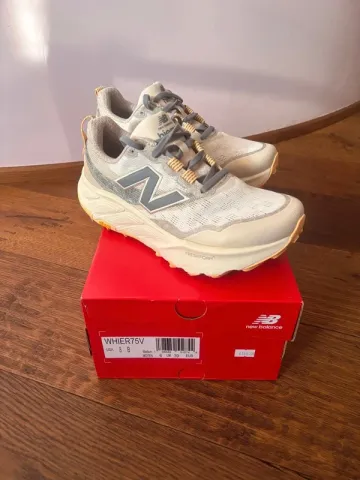 Used New Balance Fresh Foam X Hierro v9 bike — image 2 of 3