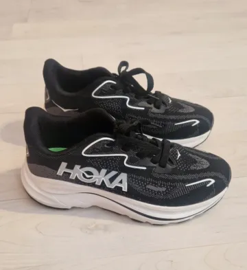 Used Hoka Clifton 10 Running Shoes