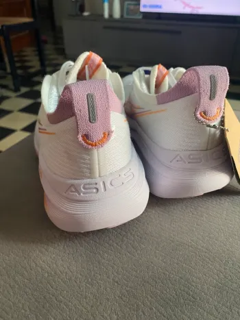 Used Asics Nimbus 27 bike — image 2 of 6