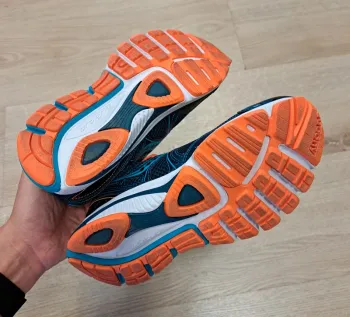 Used Saucony Jazz 18 bike — image 4 of 6