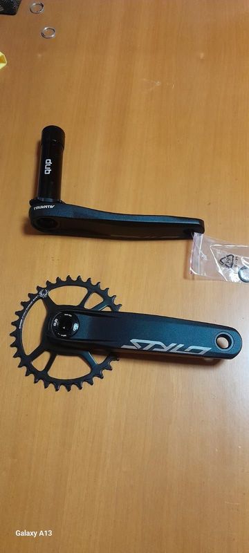 Używany Truvativ STYLO 6K Drivetrain & Pedals