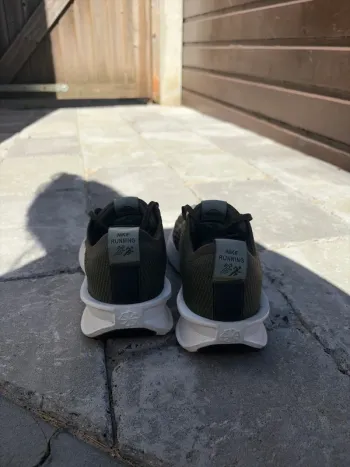 Brugt Nike Hardloopschoenen bike — billede 2 af 5