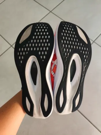 Used Asics Magic Speed 4 bike — image 2 of 6