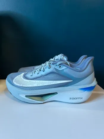 Used Nike Zoom Fly 6 bike — image 1 of 4