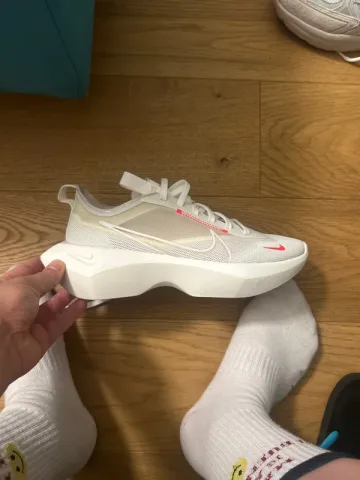 White Vista Lite Running Shoes usato