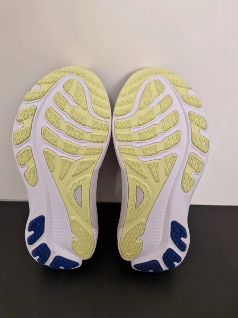 Used Asics Gel Kayano 30 bike — image 9 of 10