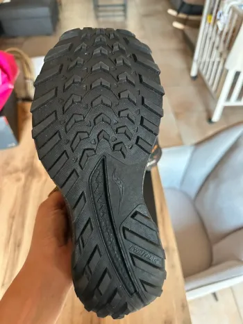 Używany Saucony Running & Trail Shoes bike — zdjęcie 2 z 5
