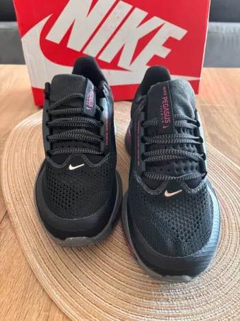 Pegasus Nike Premium bike usato — immagine 3 di 6