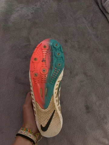 Nike Track Spikes bike usato — immagine 6 di 8