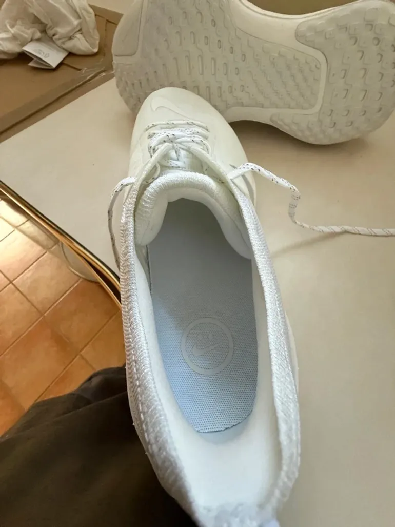 Used Nike Zoomx Invincible Run 3 bike — image 5 of 7