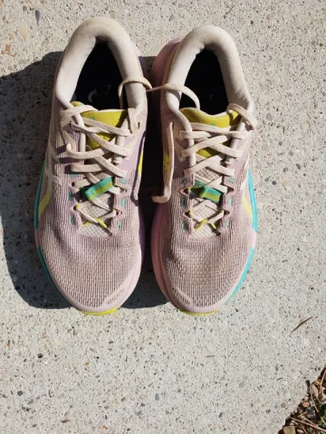 Used Asics Trabuco 14 Running Shoes