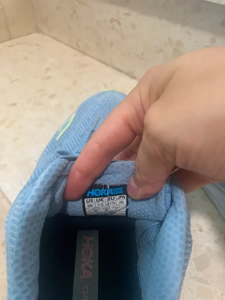 Used Hoka Laufschuhe bike — image 4 of 4