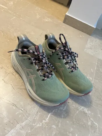 Gebrauchtes Asics Gel-Nimbus 26 TR bike — Bild 1 von 8