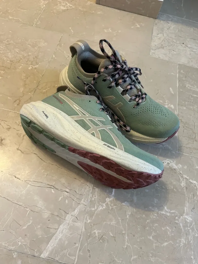 Gebrauchtes Asics Gel-Nimbus 26 TR bike — Bild 2 von 8