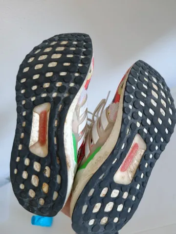Tweedehands Adidas Ultraboost bike — afbeelding 5 van 5