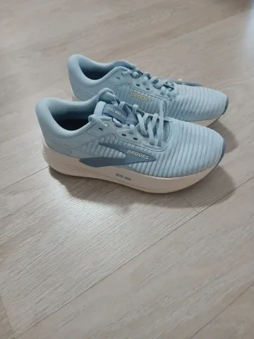 Used Brooks Scarpe donna Running Shoes