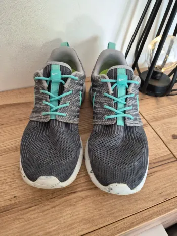Used Nike Roshe Run bike — image 2 of 7