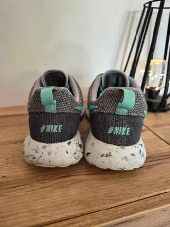 Used Nike Roshe Run bike — image 3 of 7